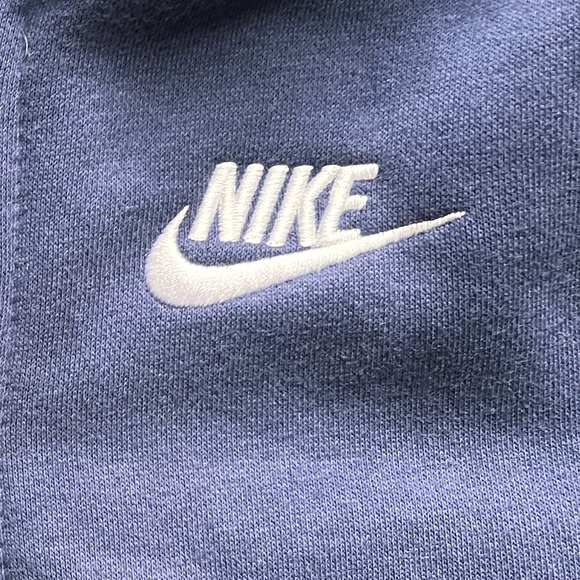 Nike Sportswear Club Big Kids' Full-Zip Hoodie - Picture 6 of 6